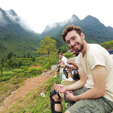Lazy Cat Homestay - Motorbikes Rental & Tours Ha Giang Bagian luar foto