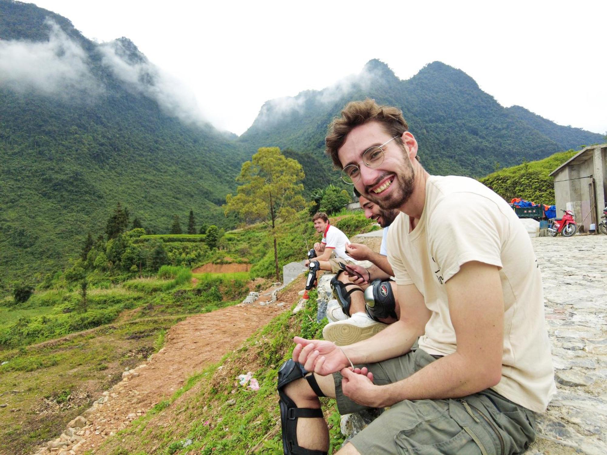 Lazy Cat Homestay - Motorbikes Rental & Tours Ha Giang Bagian luar foto